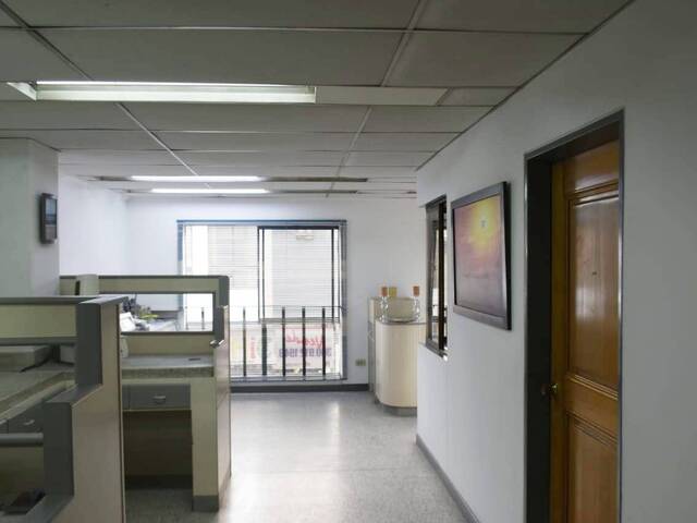 #27 - Oficina para Venta en Pereira - RIS