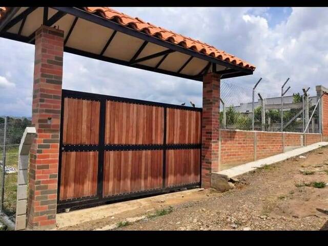 #28 - Área para Venta en Pereira - RIS